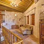 Готель Mithra Cave Cappadocia